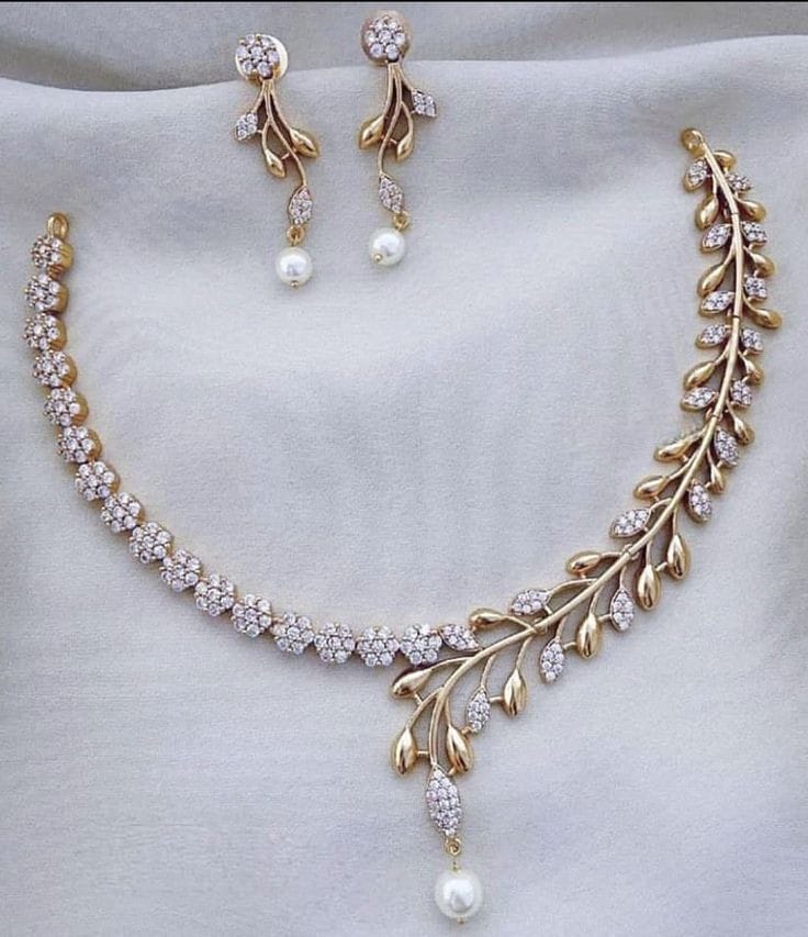 mystic choker set